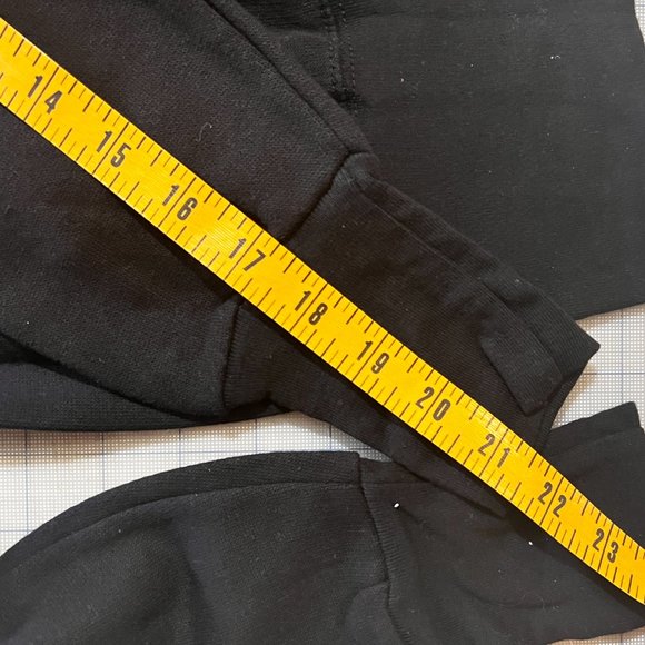 The Rolling Stones Rockware Black Kids Hoodie Size L 11/13 Authentic Gear NWT - Picture 10 of 11